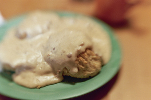 biscuits-gravy.jpg