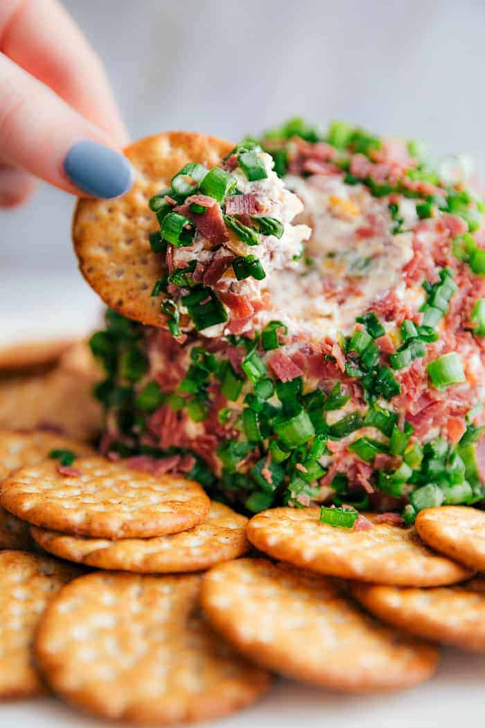 Easy Chipped Beef Cheese Ball