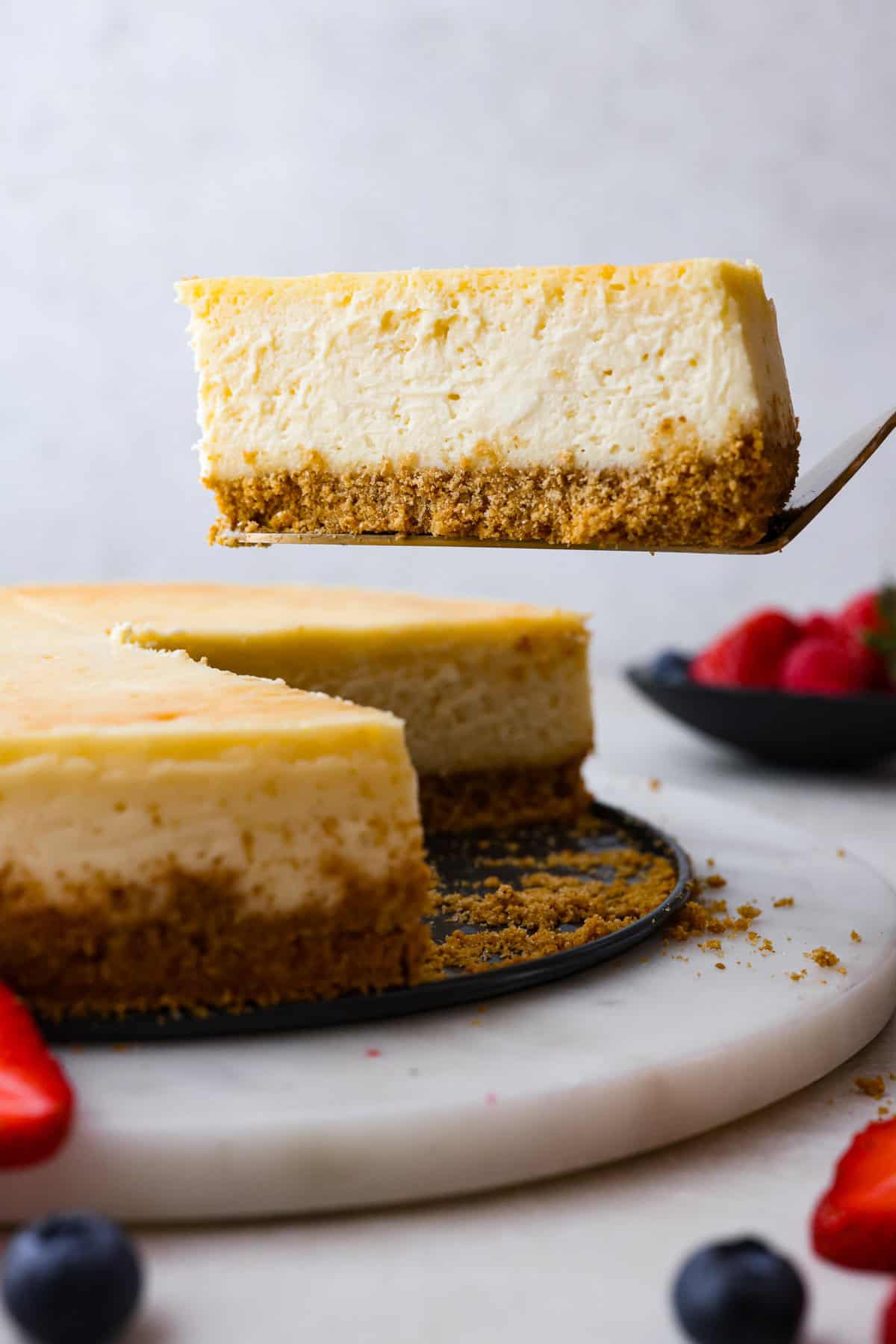 How to Make Cheesecake (The Ultimate Guide)